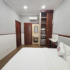Hoa ** Ho Chi Minh City